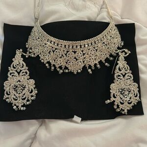 Gold necklace set Indian style, 3 pieces